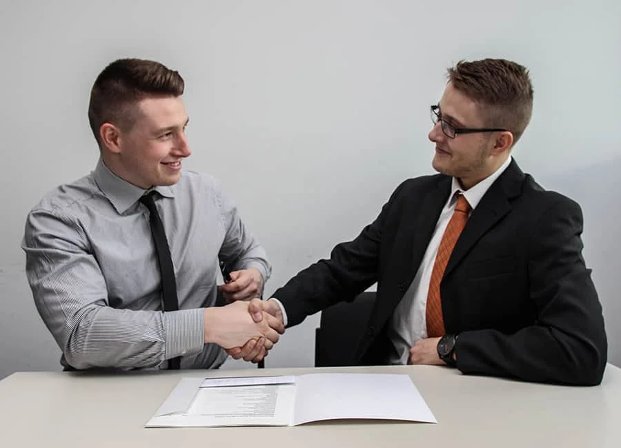 shake hand with client 